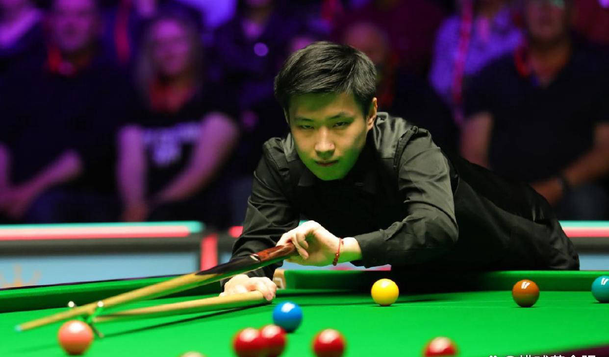 表现出色 表现出色