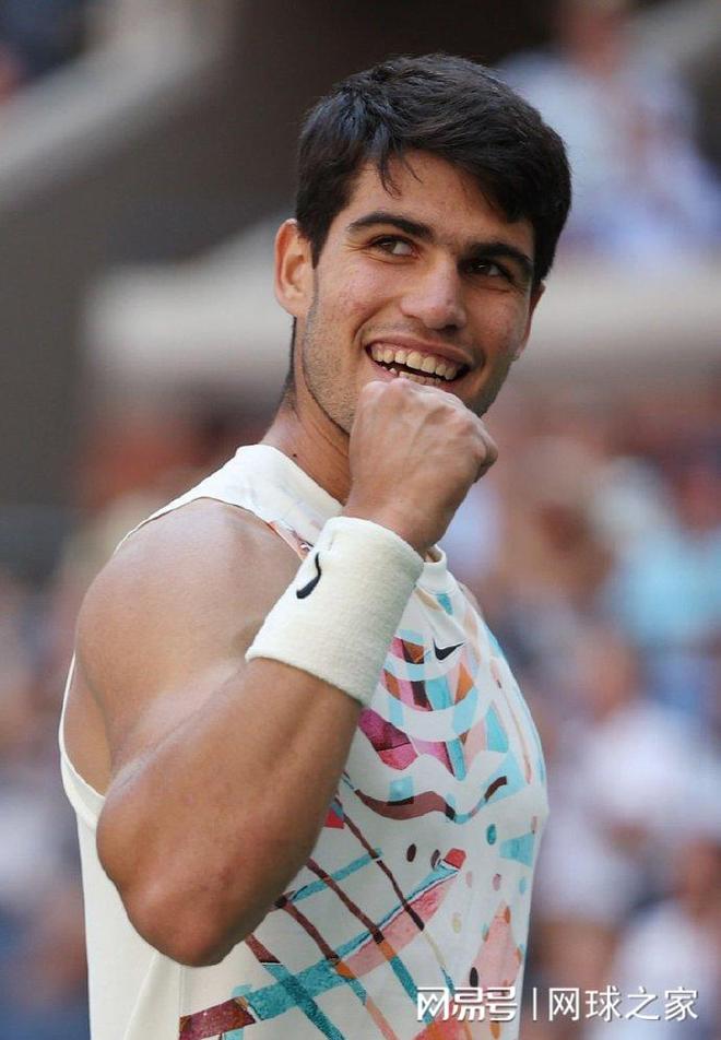 女单比赛中 女单比赛中